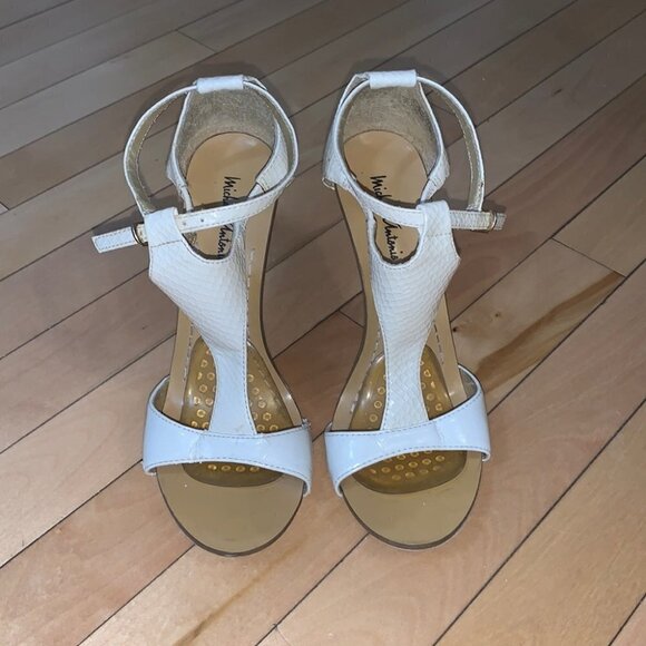 WHITE stiletto heels open toes ankle straps sandals size US 7 - Picture 2 of 11